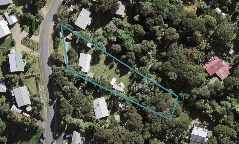 19 Whakarite Road, Ostend, Waiheke Island - Carousel 1