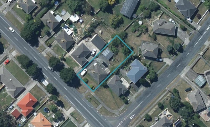 69 Mungavin Avenue, Ranui, Porirua - Carousel 1
