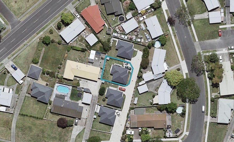 4B Ryan Crescent, Greenmeadows, Napier - Carousel 1