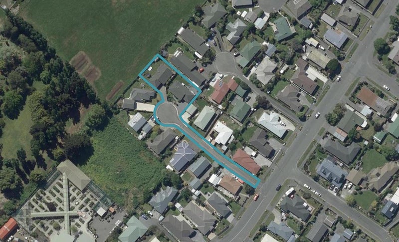 2/7 BAYSIDE LANE, Bromley, Christchurch - Carousel 1