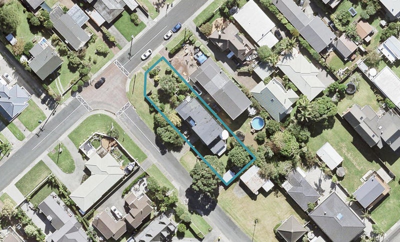 38 Mckenzie Avenue, Arkles Bay, Whangaparaoa - Carousel 1
