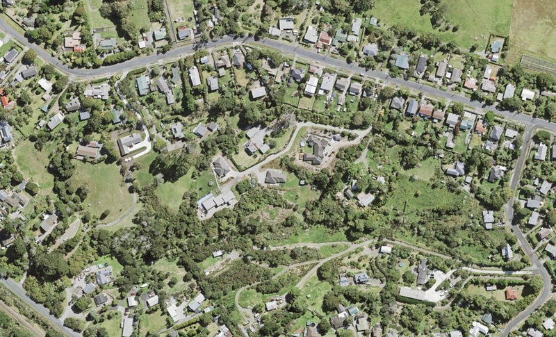58D Mcentee Road, Waitakere, Auckland - Carousel 1