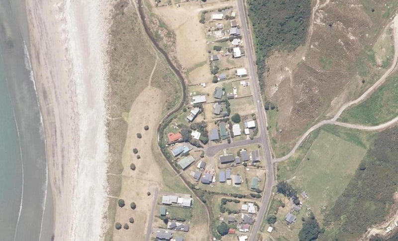 110C Newcastle Street, Māhia - Carousel 1