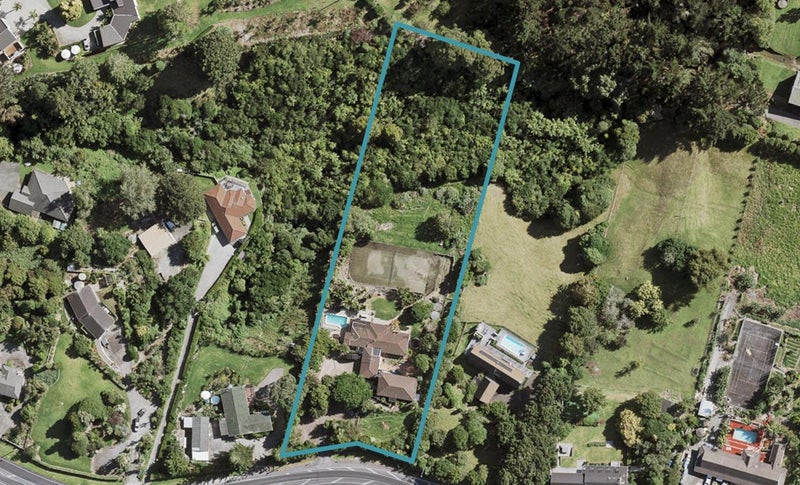 318 Redoubt Road, Totara Park, Auckland - Carousel 1