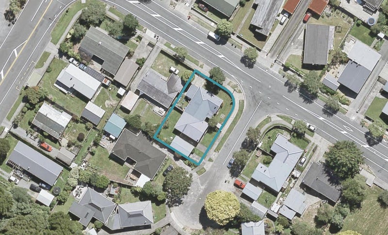 1/6 Gemstone Drive, Birchville, Upper Hutt - Carousel 1