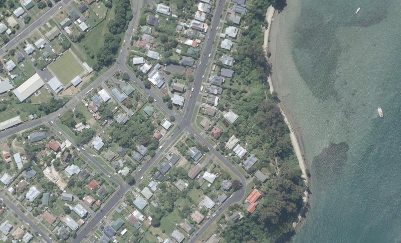 43 Magnetic Street, Port Chalmers, Dunedin - Carousel 1