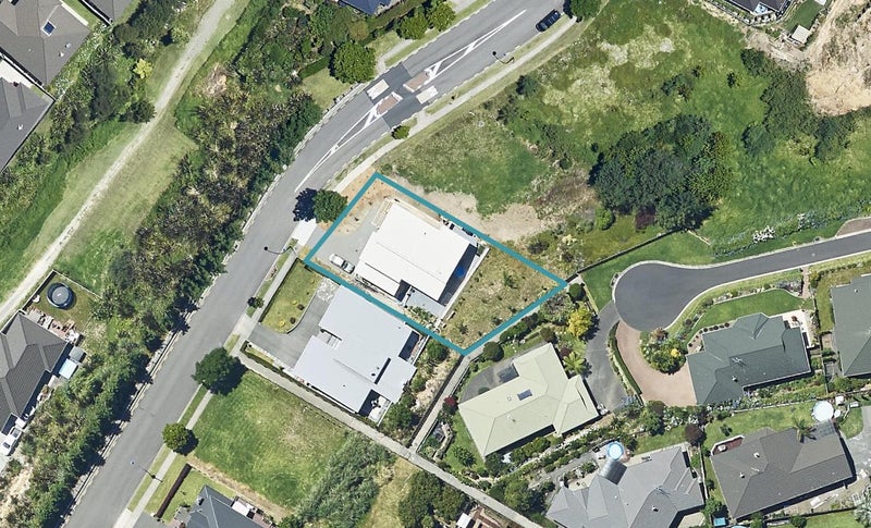 166 Castlewold Drive, Bethlehem, Tauranga - Carousel 1