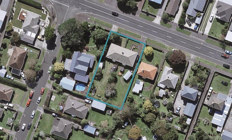 306 Carrington Street, Vogeltown, New Plymouth - Carousel 1