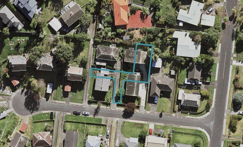 7A Kaka Street, Northcote, Auckland - Carousel 1