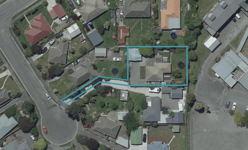 7 Odie Place, Wainoni, Christchurch - Carousel 1