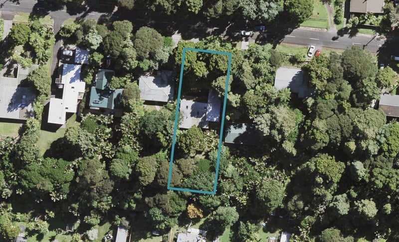 87 Waima Crescent, Titirangi, Auckland - Carousel 1