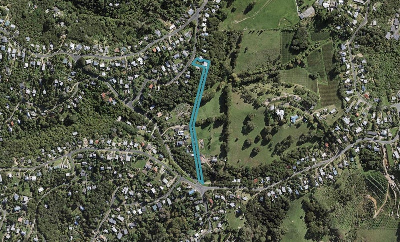 26 Karaka Road, Oneroa, Waiheke Island - Carousel 1