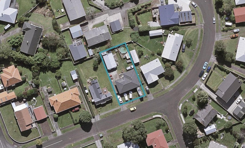 71 Wrantage Street, Westown, New Plymouth - Carousel 1