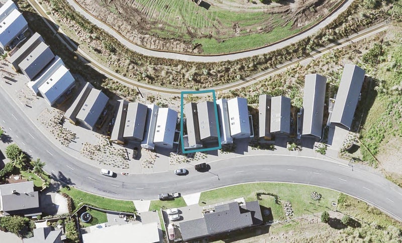 175 Jack Lachlan Drive, Beachlands, Auckland - Carousel 1