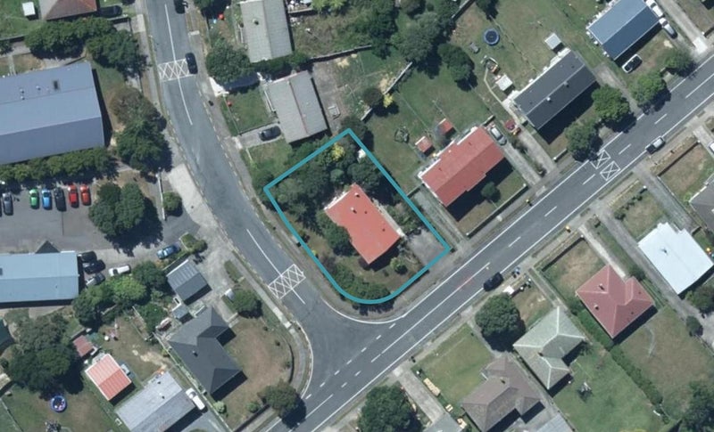 51 Kalingo Street, Waitangirua, Porirua - Carousel 1