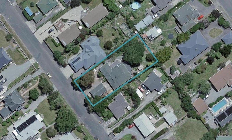 77 Venice Street, Martinborough, Martinborough - Carousel 1