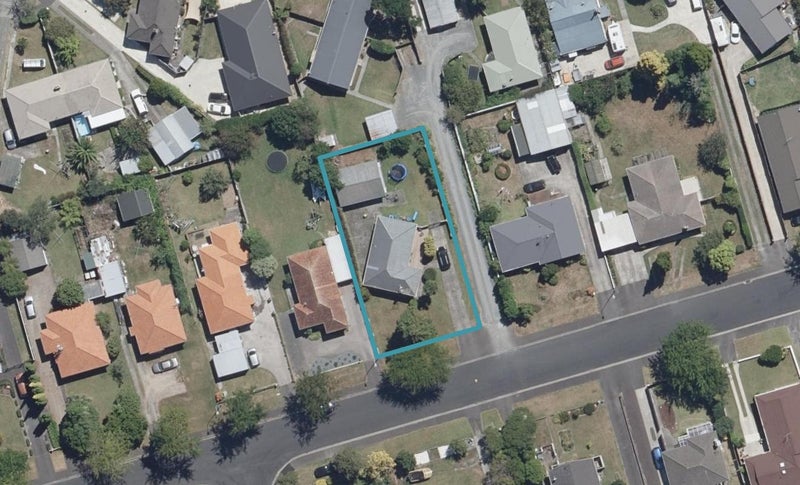 35 Tranmere Road, Fairfield, Hamilton - Carousel 1