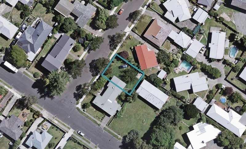 2 Brown Street, Taradale, Napier - Carousel 1