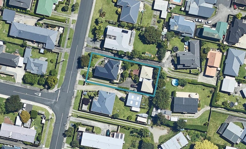 36 Goods Road, Otumoetai, Tauranga - Carousel 1