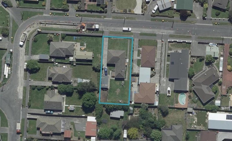 12 Momorangi Crescent, Redwood, Christchurch - Carousel 1