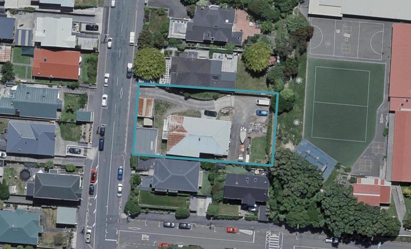 119 Clyde Street, Island Bay, Wellington - Carousel 1