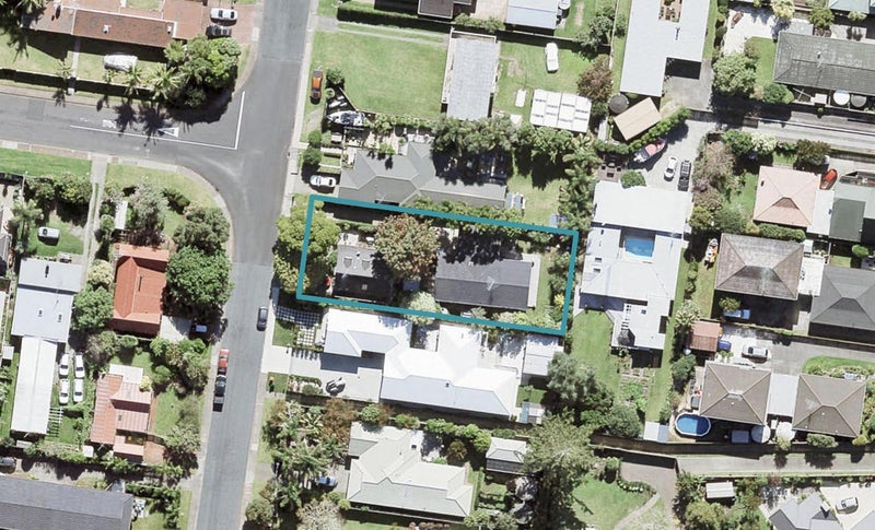 2/83 The Circle, Manly, Whangaparāoa - Carousel 1