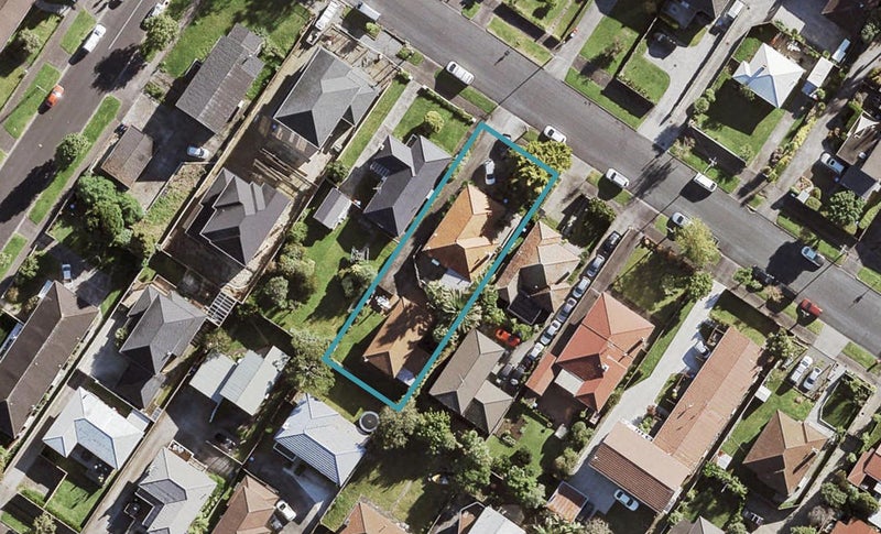 24A Alverston Street, Waterview, Auckland - Carousel 1