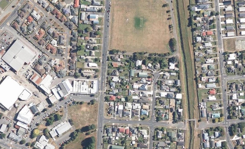 8/24 Fitzherbert Road, Wainuiomata, Lower Hutt - Carousel 1