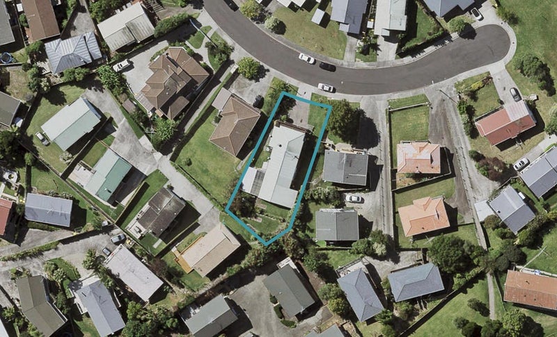 11 Romulus Place, Totara Vale, Auckland - Carousel 1