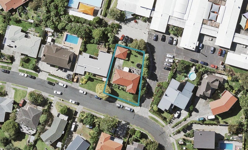 19 The Crest, Sunnyhills, Auckland - Carousel 1