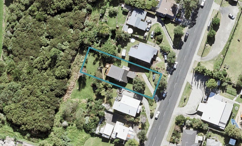 40 Stanmore Bay Road, Stanmore Bay, Whangaparaoa - Carousel 1