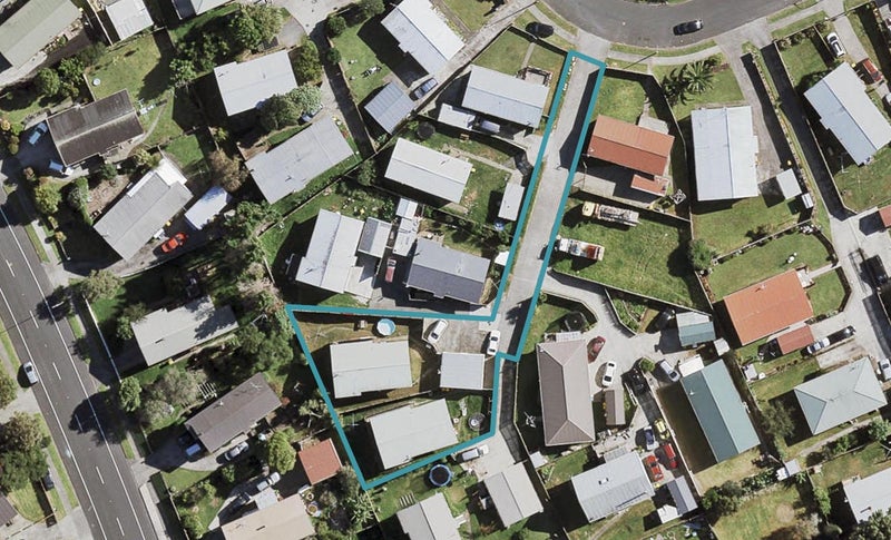 2/53 Templeton Place, Clendon Park, Auckland - Carousel 1
