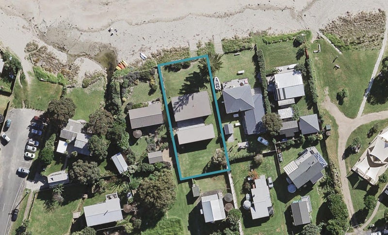 59A Palm Road, Palm Beach, Waiheke Island - Carousel 1