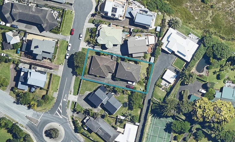 4B Pacific View Road, Papamoa Beach, Papamoa - Carousel 1