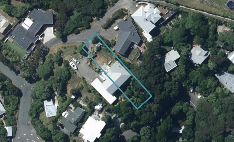 6 Toups Road, Plimmerton, Porirua - Carousel 1