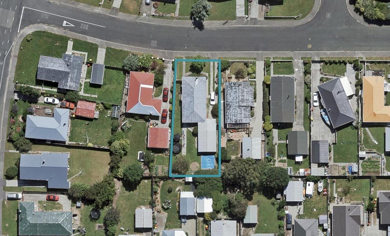 7 Milford Street, Heidelberg, Invercargill - Carousel 1