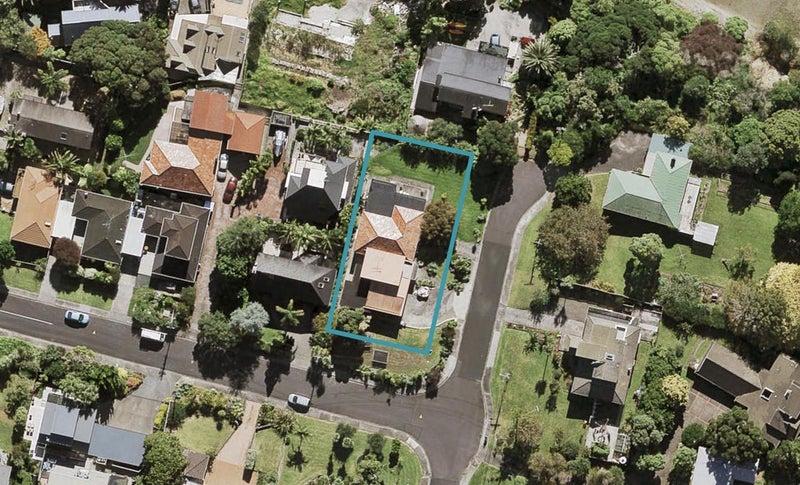 2/3 Foote Street, Hillsborough, Auckland - Carousel 1