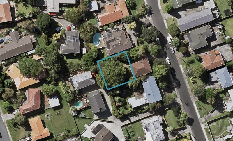 22A Meadowvale Avenue, Forrest Hill, Auckland - Carousel 1