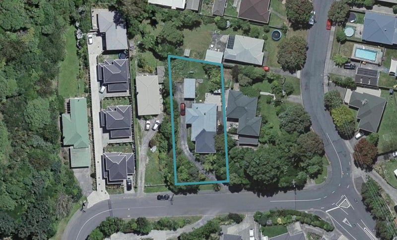 106 Chester Road, Tawa, Wellington - Carousel 1