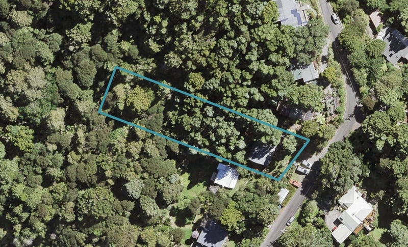 41 Kauri Point Road, Laingholm, Auckland - Carousel 1