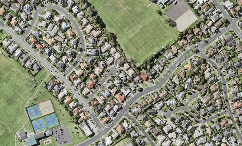 11 Chale Place, Somerville, Auckland - Carousel 1