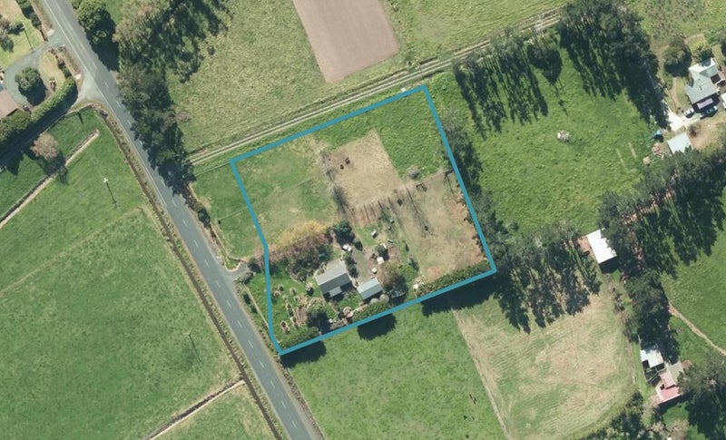 1077 Pouto Road, Te Kopuru - Carousel 1