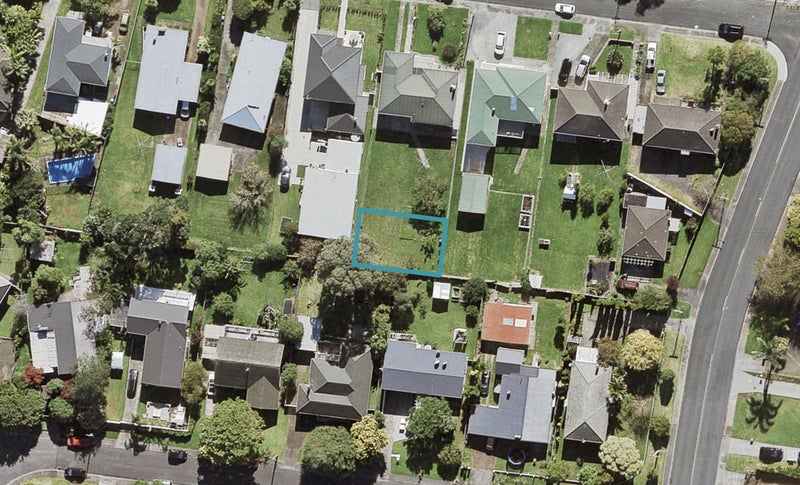 10E Vic Butler Street, Mount Roskill, Auckland - Carousel 1