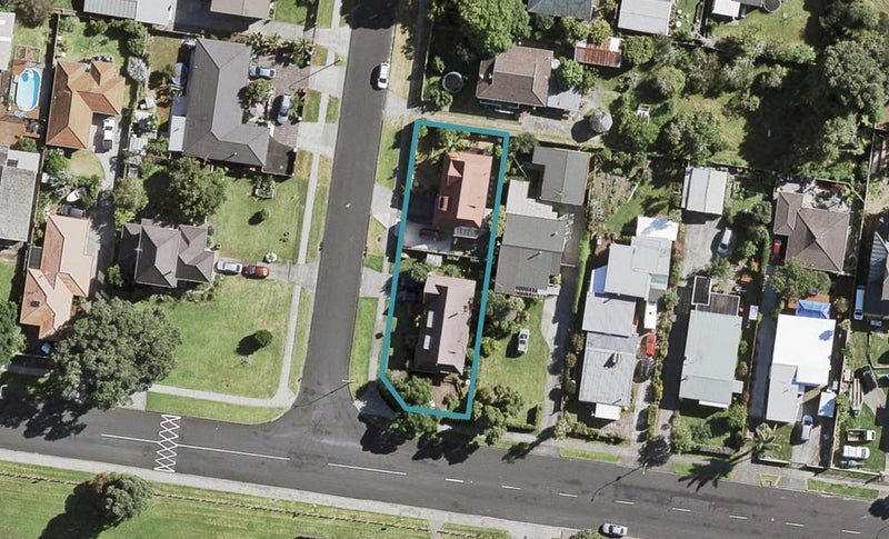 1/31 Roys Road, Weymouth, Auckland - Carousel 1