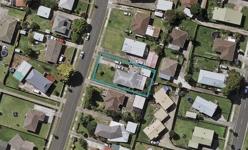 40 Zelda Avenue, Clover Park, Auckland - Carousel 1