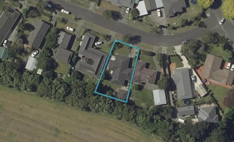 9 Humphries Place, Awapuni, Palmerston North - Carousel 1