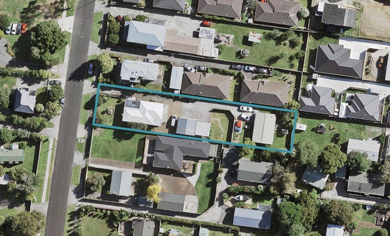 1/7 Domain Road, Weymouth, Auckland - Carousel 1
