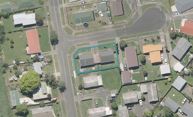 2 Fraser Place, Aramoho, Whanganui - Carousel 1