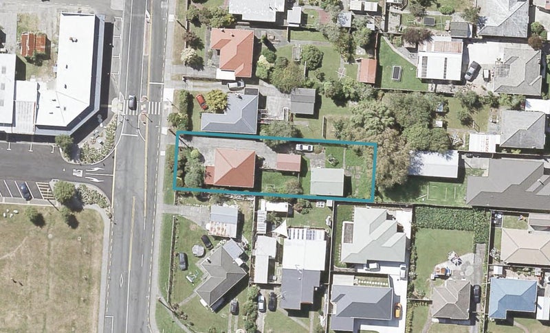 1/16 Fitzherbert Road, Wainuiomata, Lower Hutt - Carousel 1