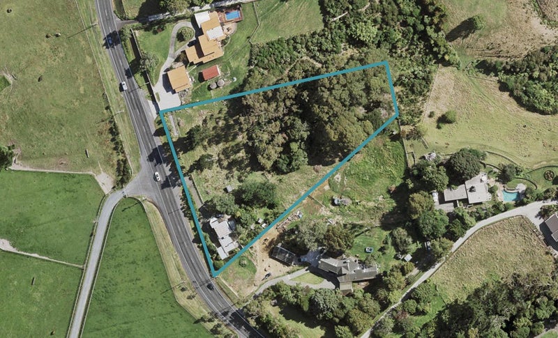 280 Redoubt Road, Totara Park, Auckland - Carousel 1